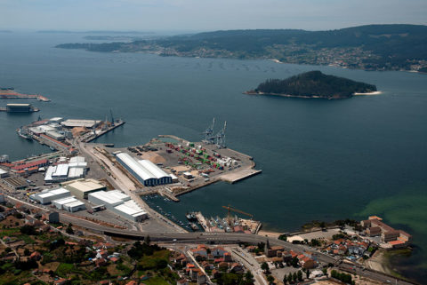 Vista aérea de Marín y ría de Pontevedra