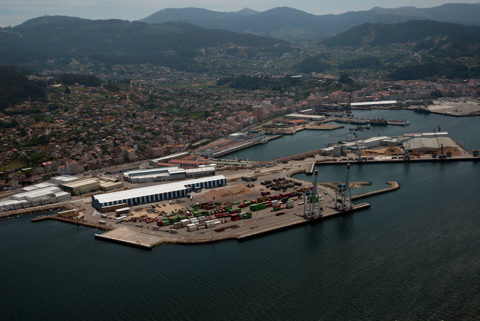 Vista aérea del puerto de Marín