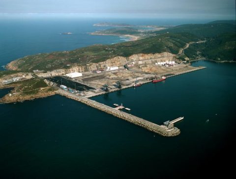 Vista aérea del puerto exterior de Ferrol